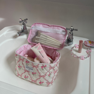 Lacey Vanity Case