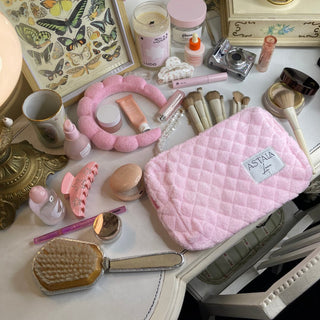 Quilted makeup bag makeup bag astala luna carry all makeup pouch pencil bag brushes bag makeup case vintage floral vanity case cosmetic bag Laptop case laptop bag quilted laptop cover laptop
