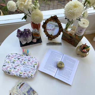 Quilted makeup bag makeup bag astala luna carry all makeup pouch pencil bag brushes bag makeup case vintage floral vanity case cosmetic bag Laptop case laptop bag quilted laptop cover laptop