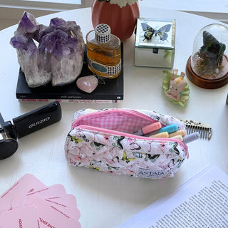 Quilted makeup bag makeup bag astala luna carry all makeup pouch pencil bag brushes bag makeup case vintage floral vanity case cosmetic bag Laptop case laptop bag quilted laptop cover laptop