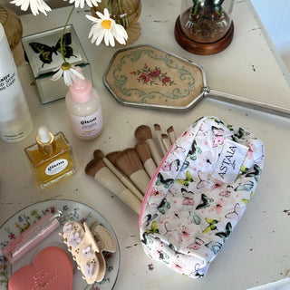 Quilted makeup bag makeup bag astala luna carry all makeup pouch pencil bag brushes bag makeup case vintage floral vanity case cosmetic bag Laptop case laptop bag quilted laptop cover laptop