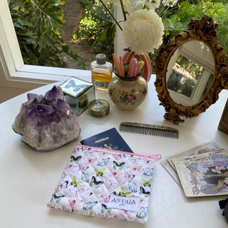 Quilted makeup bag makeup bag astala luna carry all makeup pouch pencil bag brushes bag makeup case vintage floral vanity case cosmetic bag Laptop case laptop bag quilted laptop cover laptop