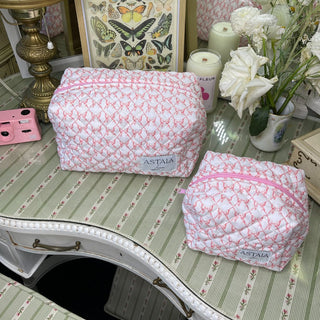 Quilted makeup bag makeup bag astala luna carry all makeup pouch pencil bag brushes bag makeup case vintage floral vanity case cosmetic bag Laptop case laptop bag quilted laptop cover laptop