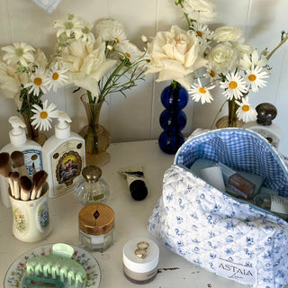 Quilted makeup bag makeup bag astala luna carry all makeup pouch pencil bag brushes bag makeup case vintage floral vanity case cosmetic bag Laptop case laptop bag quilted laptop cover laptop
