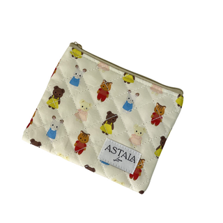 Sylvie Pouch