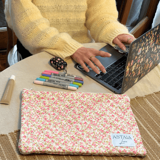 Blossom - Laptop + IPad Sleeve