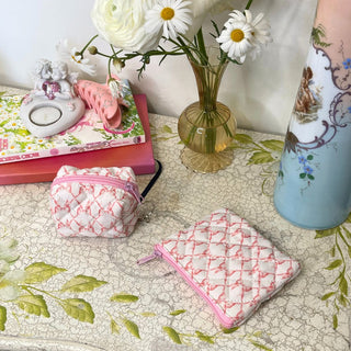 Quilted makeup bag makeup bag astala luna carry all makeup pouch pencil bag brushes bag makeup case vintage floral vanity case cosmetic bag Laptop case laptop bag quilted laptop cover laptop