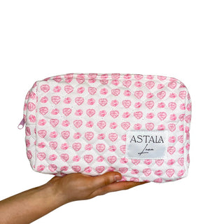 Quilted makeup bag makeup bag astala luna carry all makeup pouch pencil bag brushes bag makeup case vintage floral vanity case cosmetic bag Laptop case laptop bag quilted laptop cover laptop