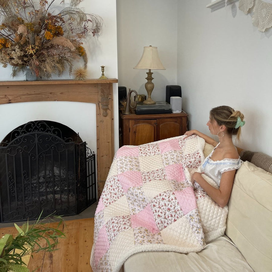 BLANKETS Astala Luna